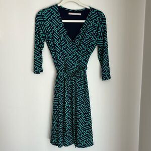 41 Hawthorn Women Sz S Renesme Wrap Dress 3/4 Sleeve Kelly Green Blue Geometric!